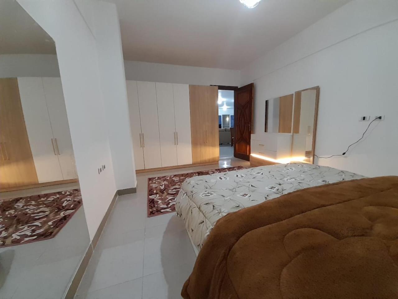 Luxury Sea-view 2 Bedrooms In Hadaba شقة *